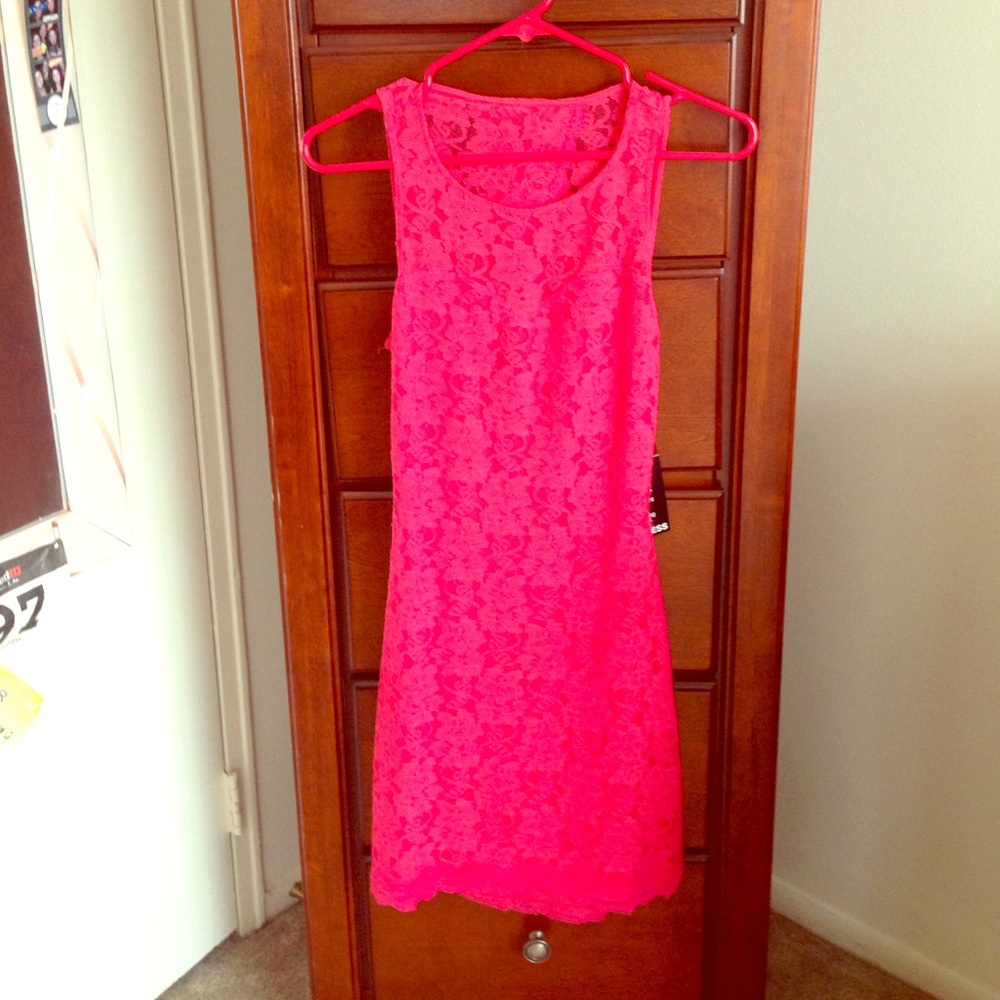 Express coral lace dress nwt xs